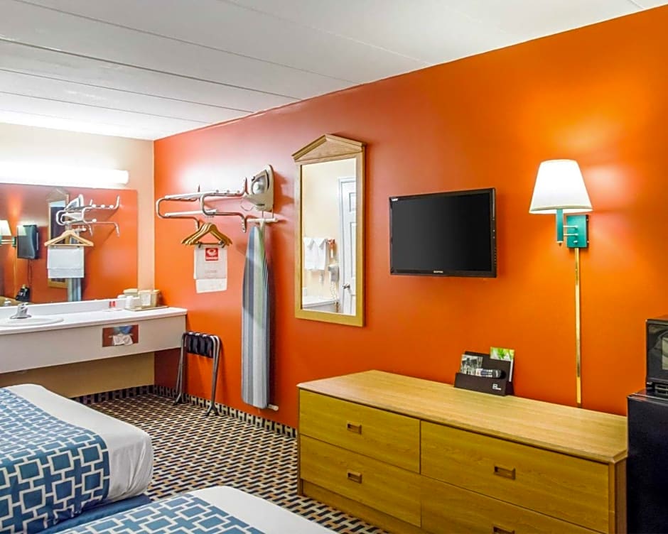 Econo Lodge Franklin