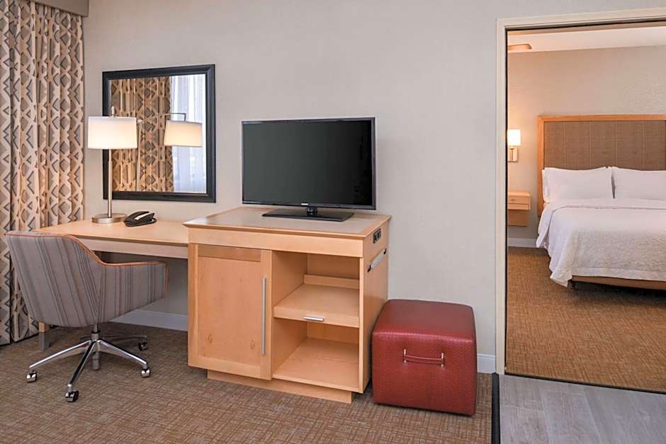 Hampton Inn By Hilton & Suites Denver-Speer Boulevard
