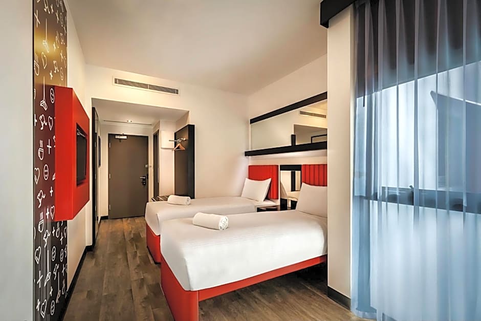 Essence Hotel Carlton