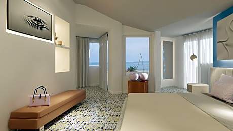 Sea Front Junior Suite