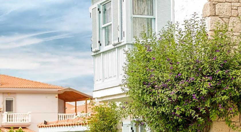 Denizkabugu Hotel
