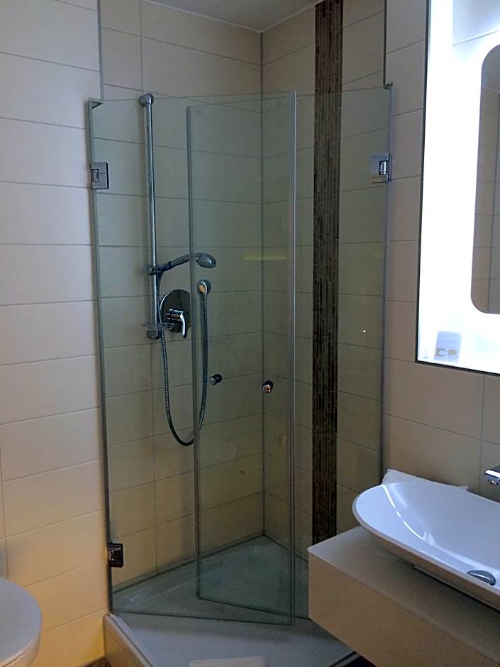 Hotel am Wiesenhang - Garni