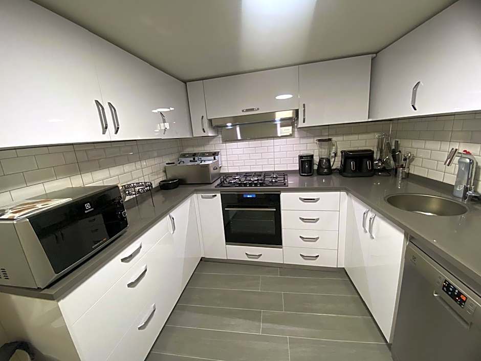 EFLIN HAUS BUTIK HOTEL