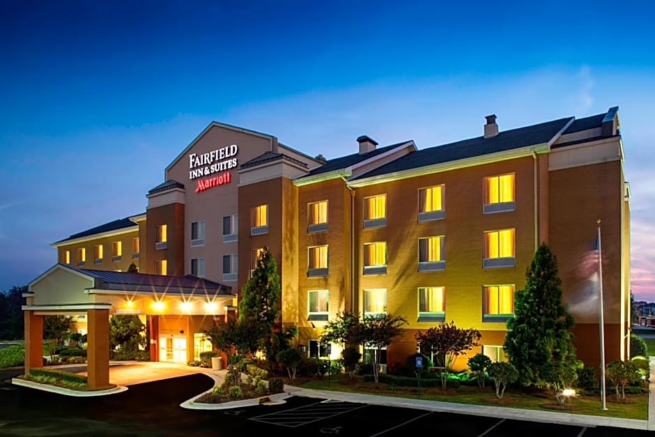 Fairfield Inn & Suites by Marriott Atlanta McDonough