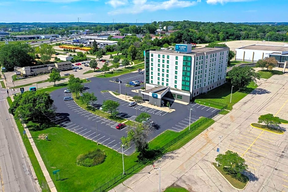 Clarion Suites At The Alliant Energy Center – Madison, WI