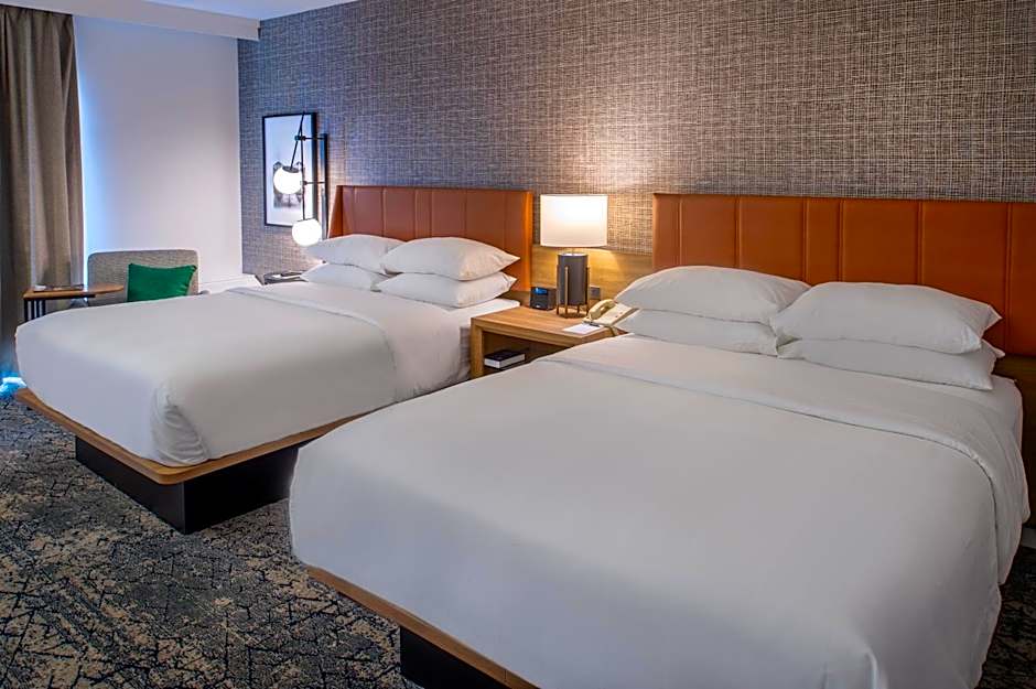 Sheraton Westport Plaza Hotel St. Louis