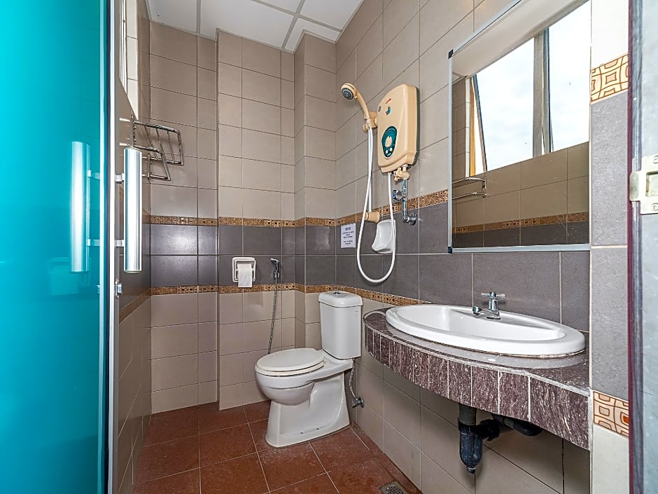 OYO 89864 Hotel Holiday Park