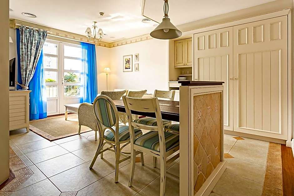 Beachfront Studios at IL Campanario Resort ILCTOP