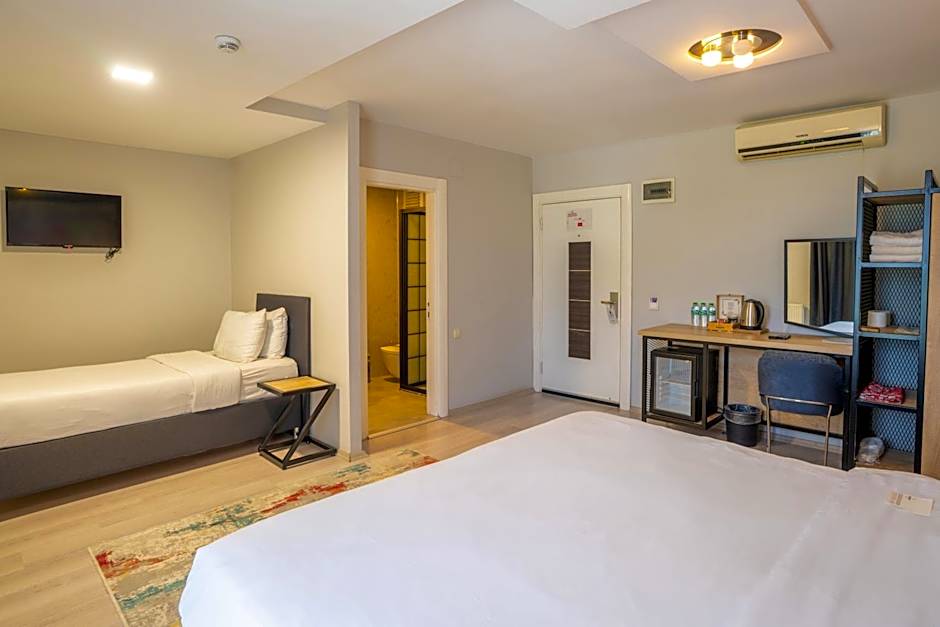 Photo 1 of 4 of Superior 2 Beds