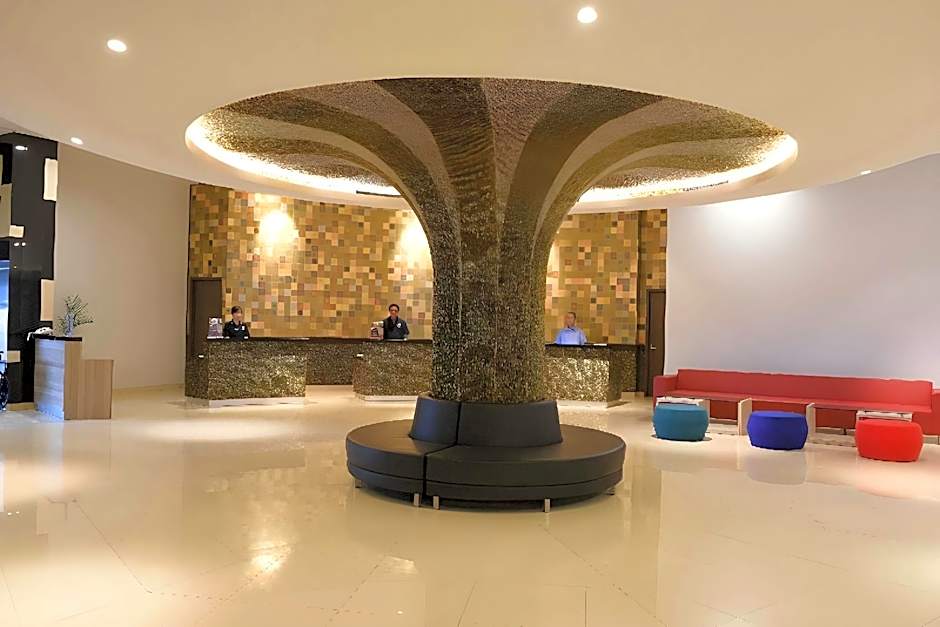 Sakura Park Hotel And Residence