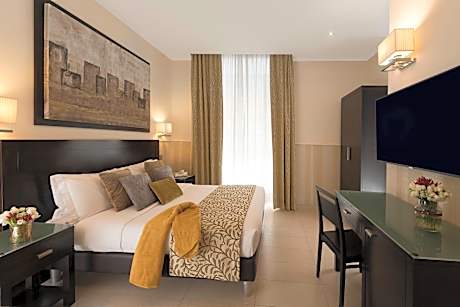 Yes Hotel