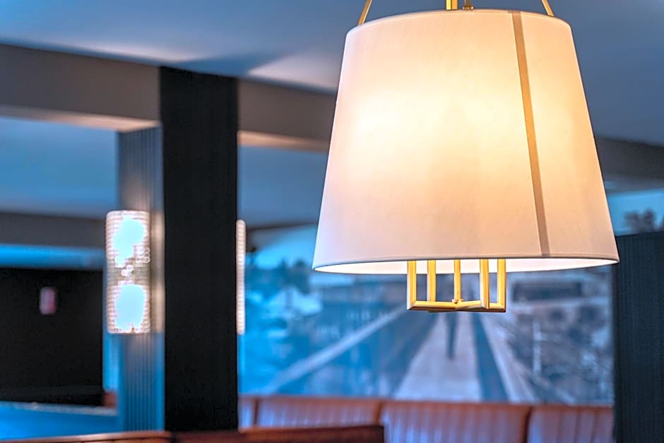 Grand Hotel and Studios