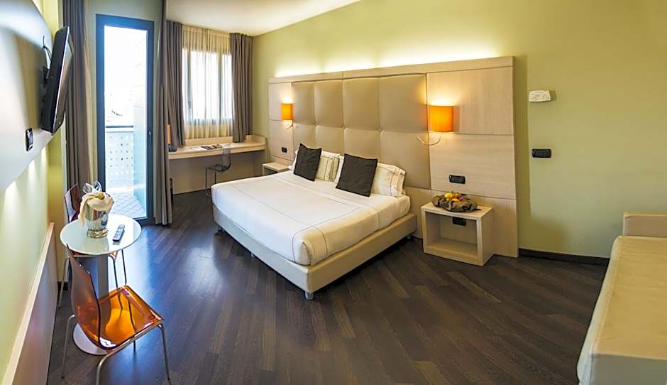Acca Palace - AA Hotels