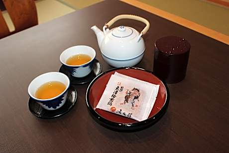 Japanese-Style Quadruple Room