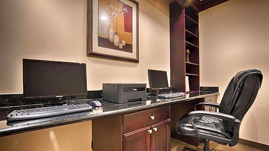 Best Western Plus Manvel Inn & Suites