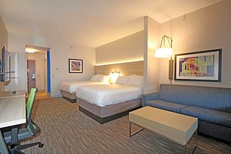 Suite with Two Beds - Non-Smoking