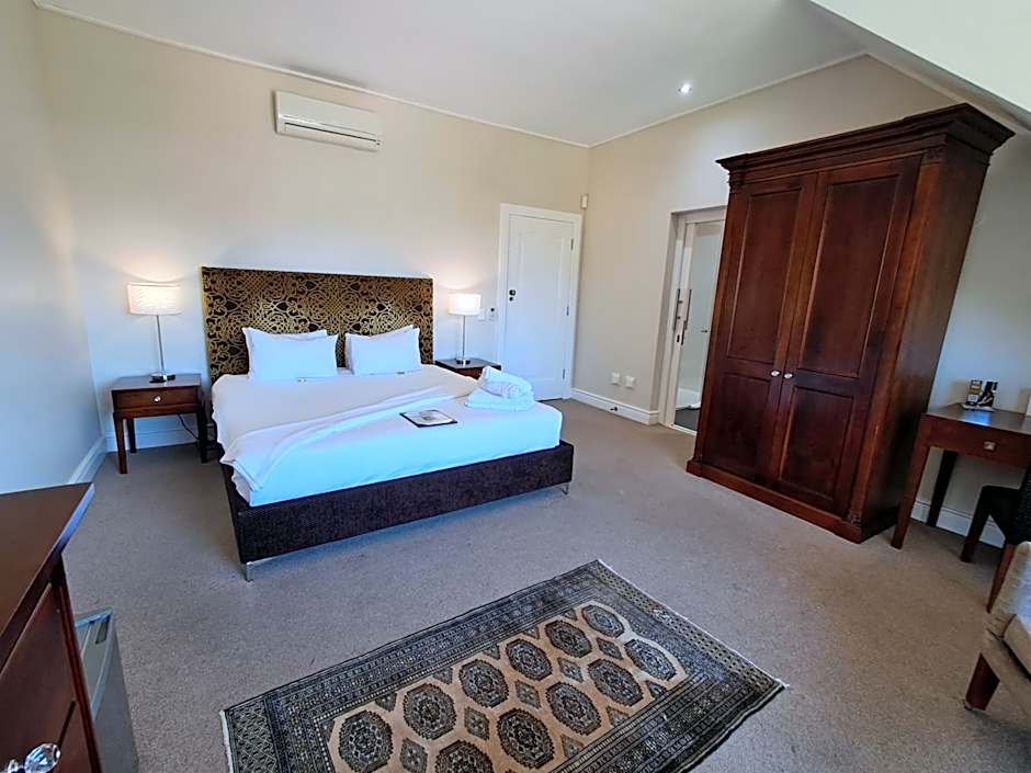 Wild Mushroom Country House