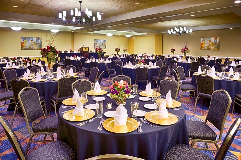 DoubleTree by Hilton Norwalk