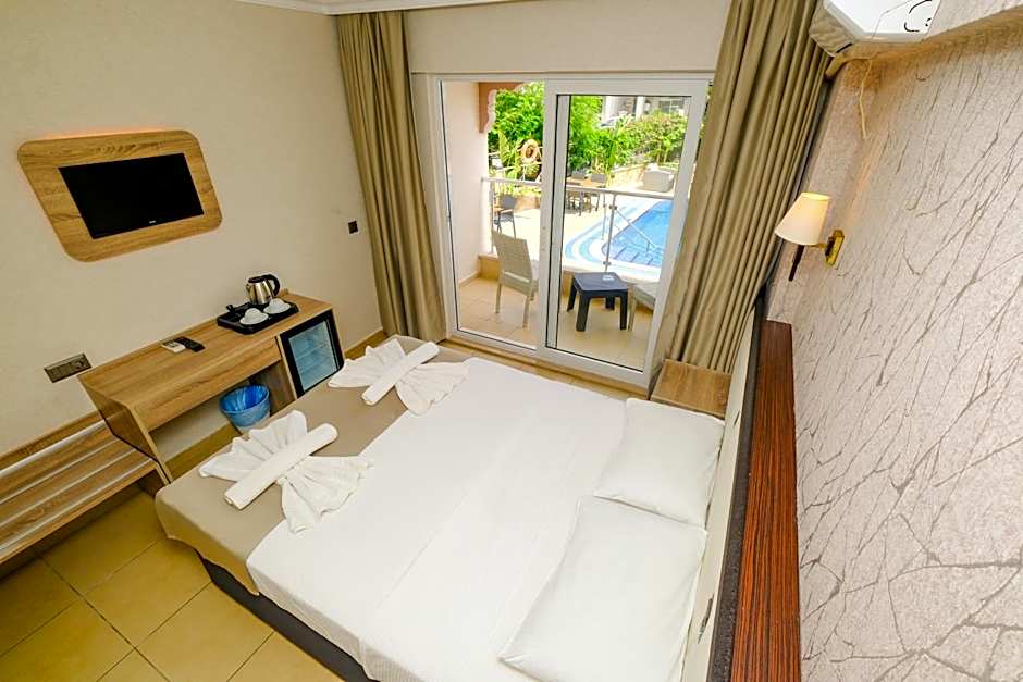 Moni Hotel