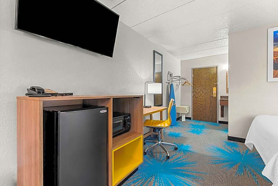 Days Inn by Wyndham Sioux Falls