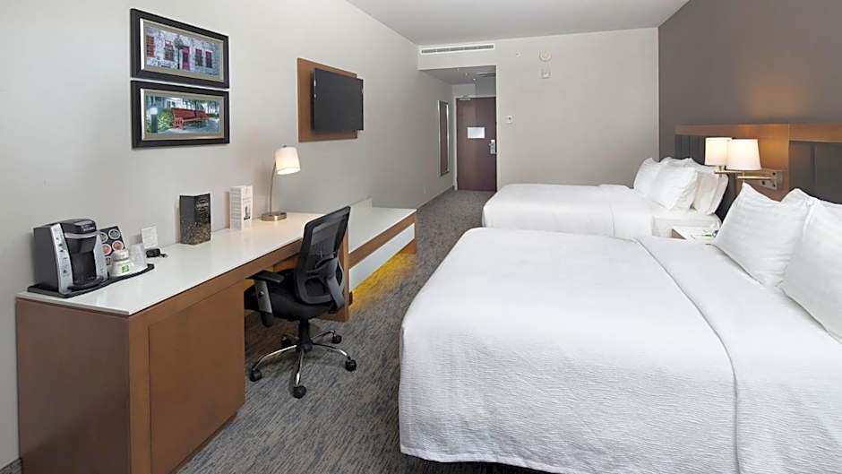 Holiday Inn Hotel & Suites Montreal Centre-ville Ouest By IHG