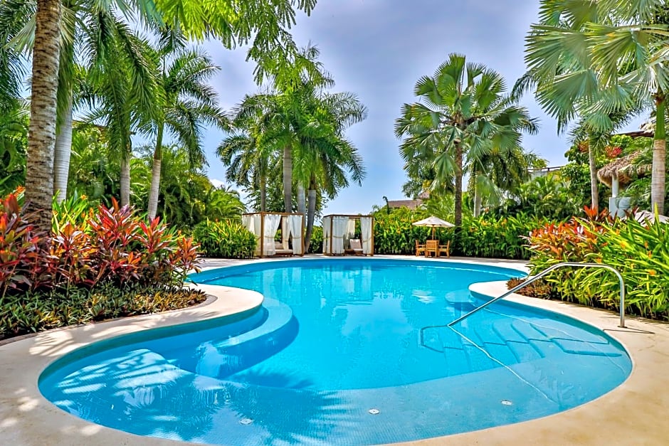 Vallarta Gardens Beach Front Hotel & Residences