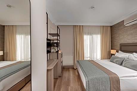Garden View Room