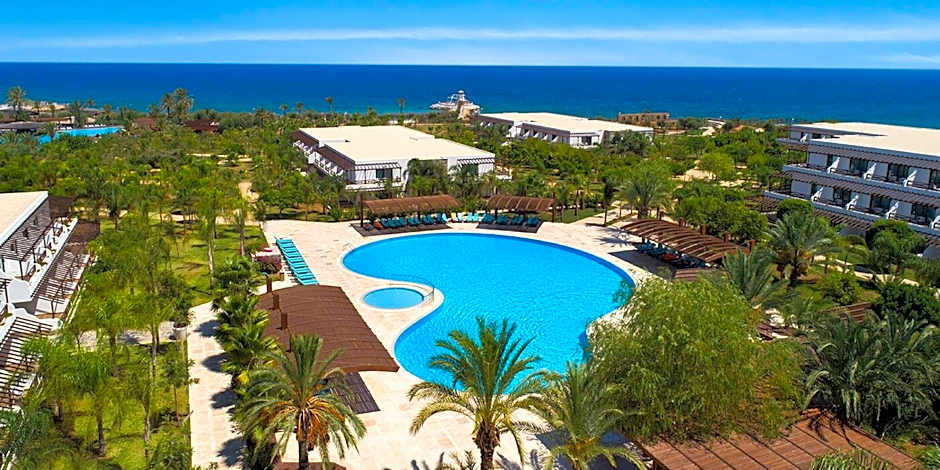 Noahs Ark Deluxe Hotel Spa