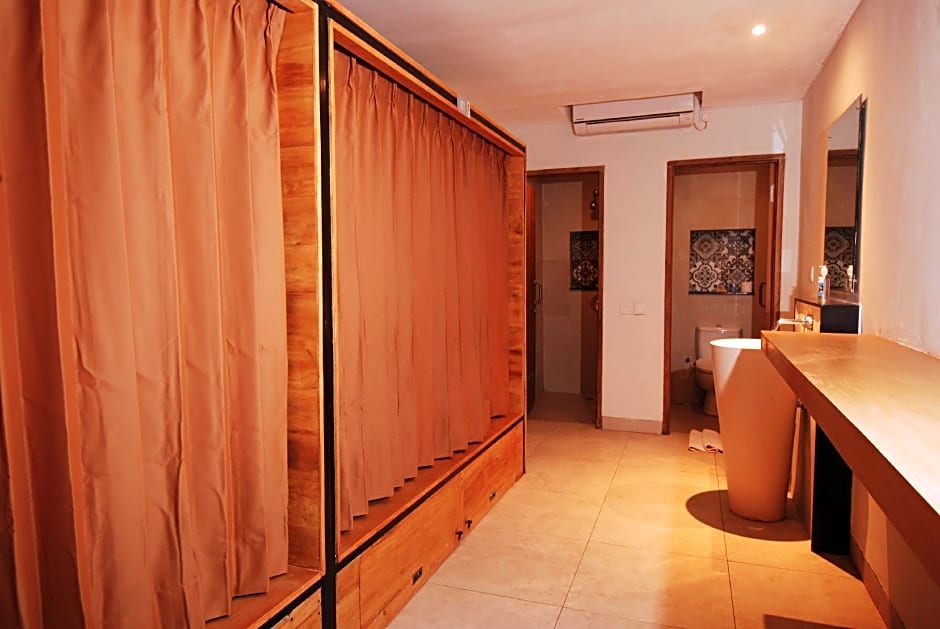 D beds Hostel