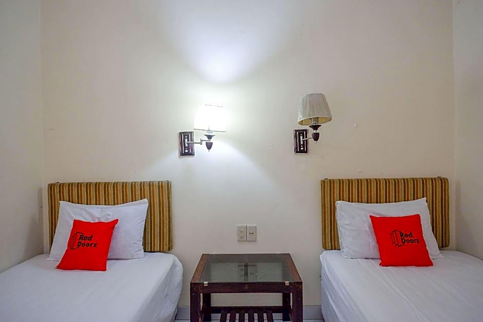 RedDoorz near Lokawisata Baturaden 2