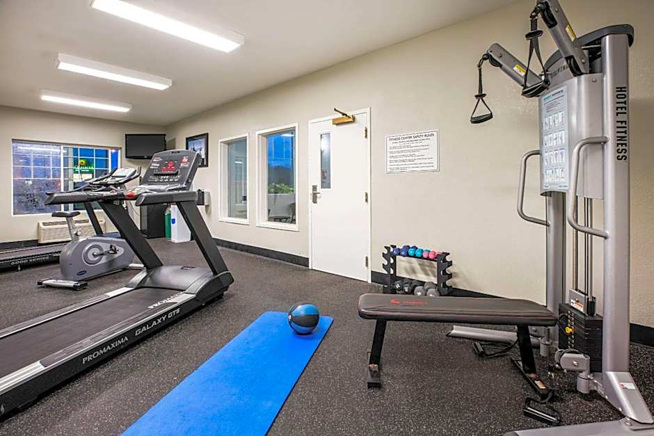 La Quinta Inn & Suites by Wyndham Newport