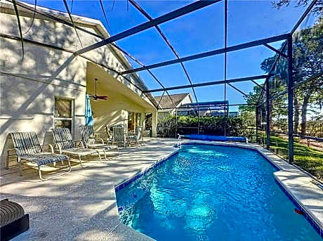 TAG Tranquility Vacation Home - Golf course view