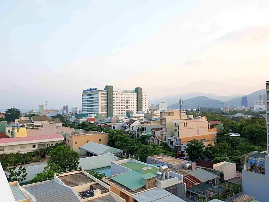 Quy Nhon center hotel