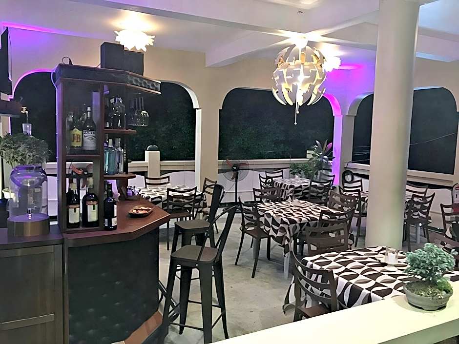 Stardust Beach Hotel