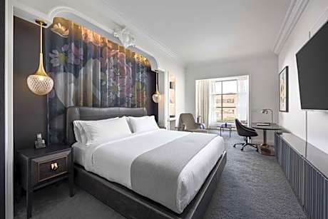 Solarium King room