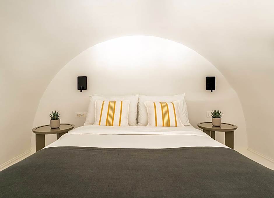 Rocabella Santorini Hotel & Spa