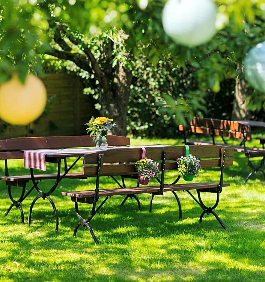 Hollerhöfe - Zu Gast im Dorf