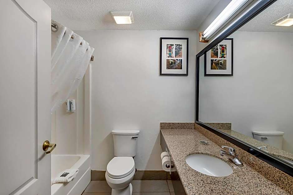 Country Inn & Suites by Radisson, Hiram, GA