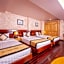 Duc Vuong Saigon Hotel - Bui Vien