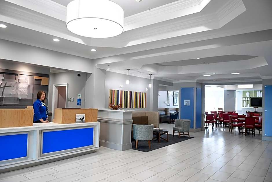 Holiday Inn Express Hotel & Suites Valdosta Southeast By IHG
