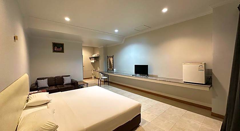 Rattana View Hotel