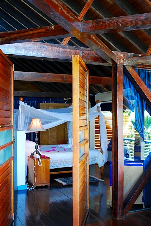 Half Moon Blue Hotel