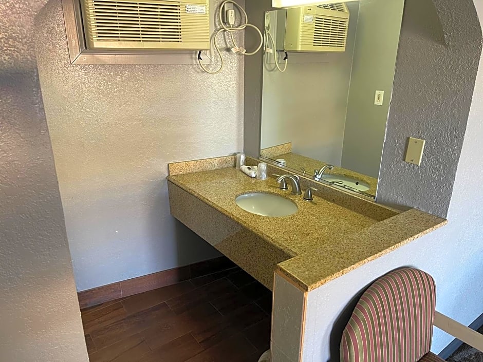 Sands Motel