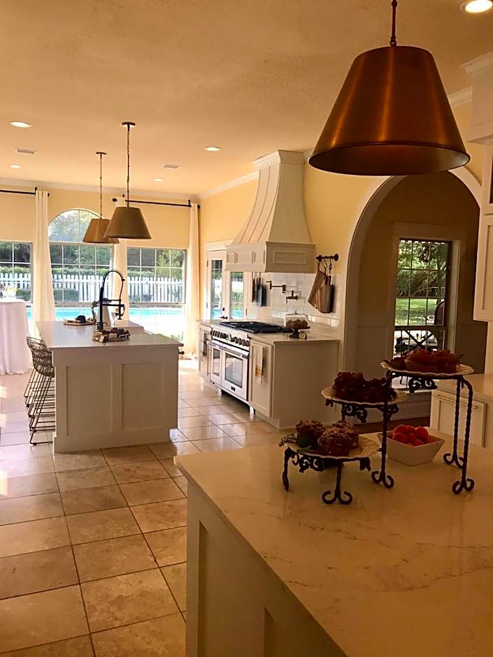 The Plantation House Boutique Inn