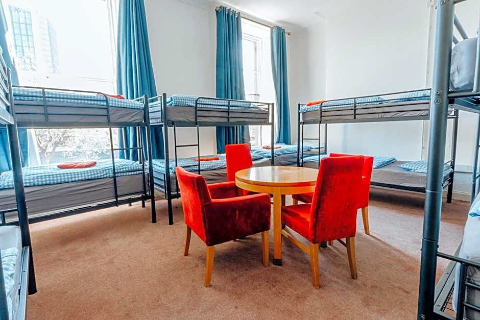 Eden Quay Guesthouse Private Rooms