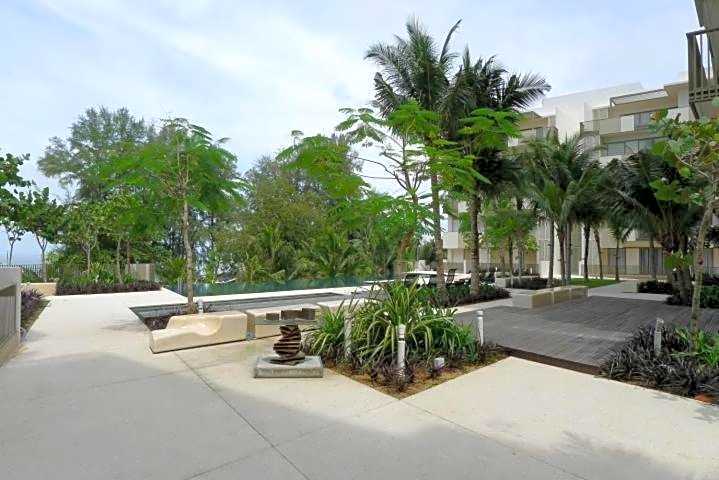 By The Sea@Side Seaview n swimming pool view #133A