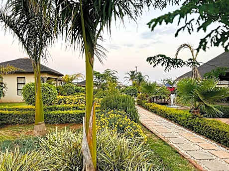 THE BRIDGE BOUTIQUE LODGE
