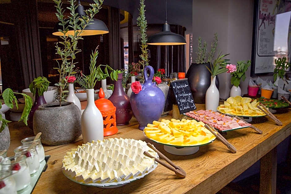 Radisson Blu Marrakech, Carre Eden