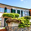 Baia Blu RTA Residence