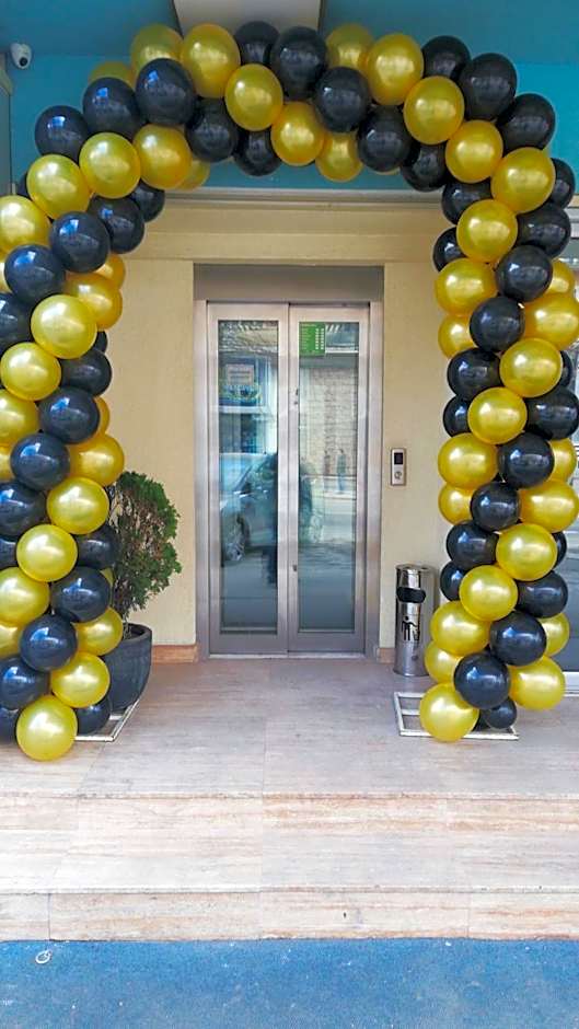 Atlas City Center Hotel